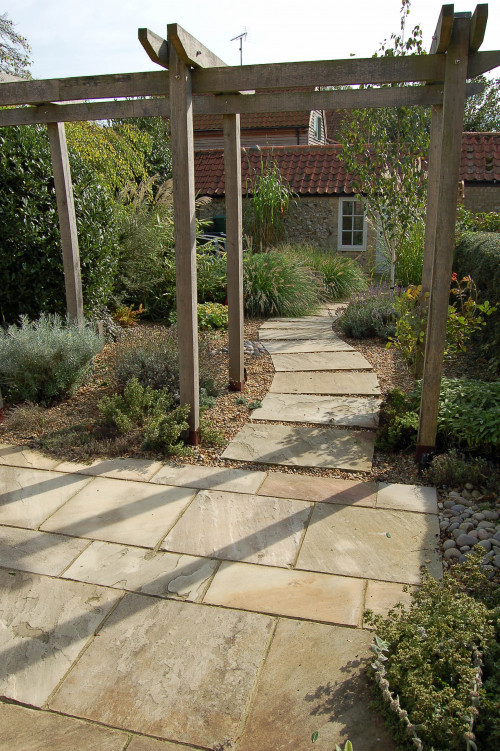 Garden for a Norfolk flint cottage